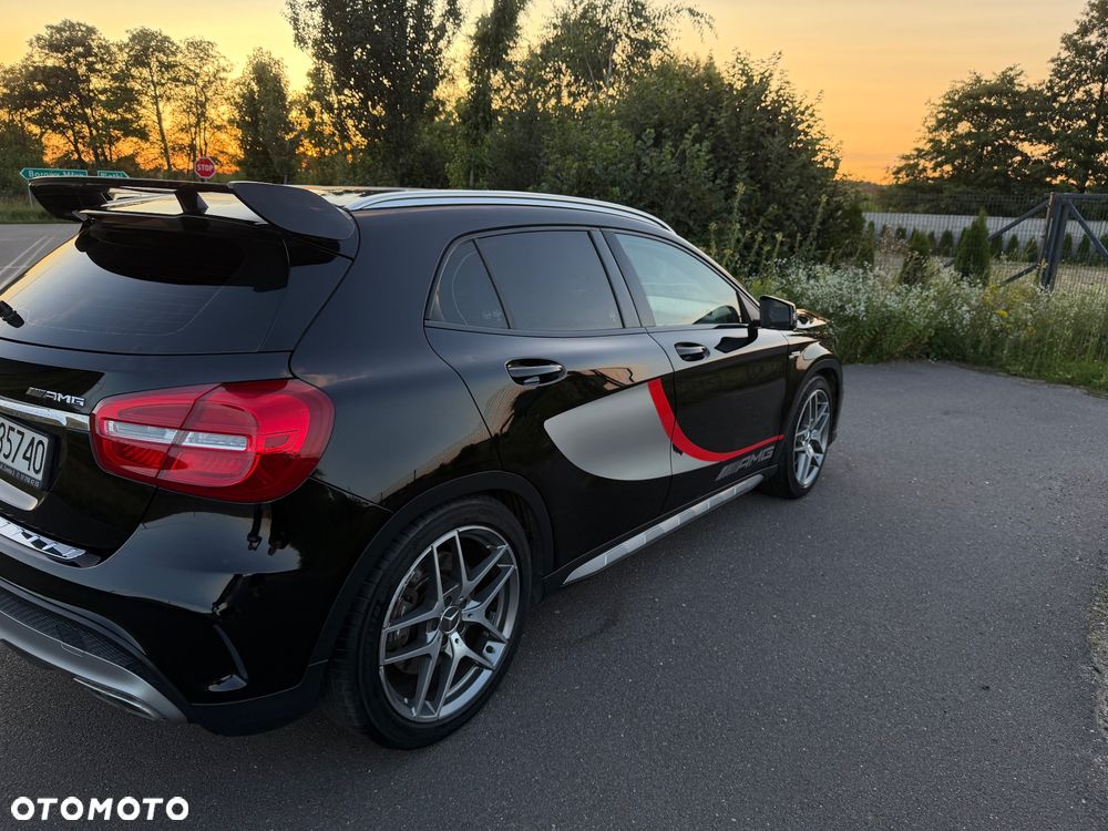 Mercedes-Benz GLA 45 AMG 4-Matic - 21