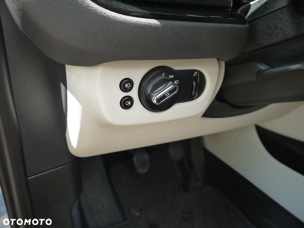 MINI Clubman Cooper - 29