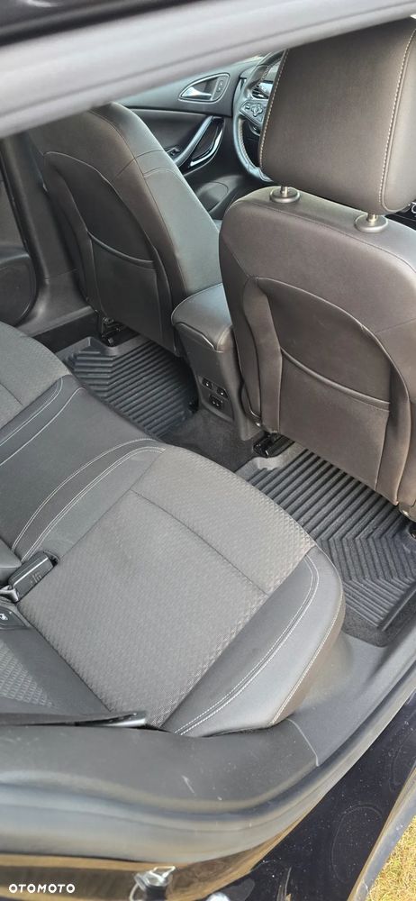 Opel Astra 1.6 Turbo Start/Stop Dynamic - 16