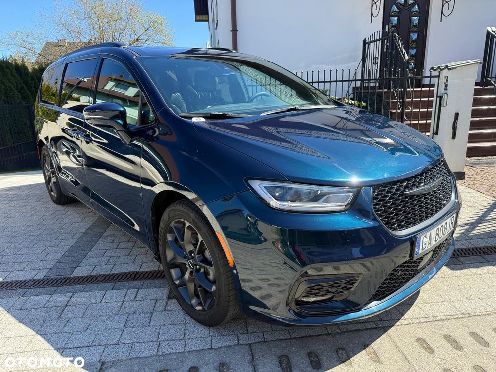 Chrysler Pacifica - 13