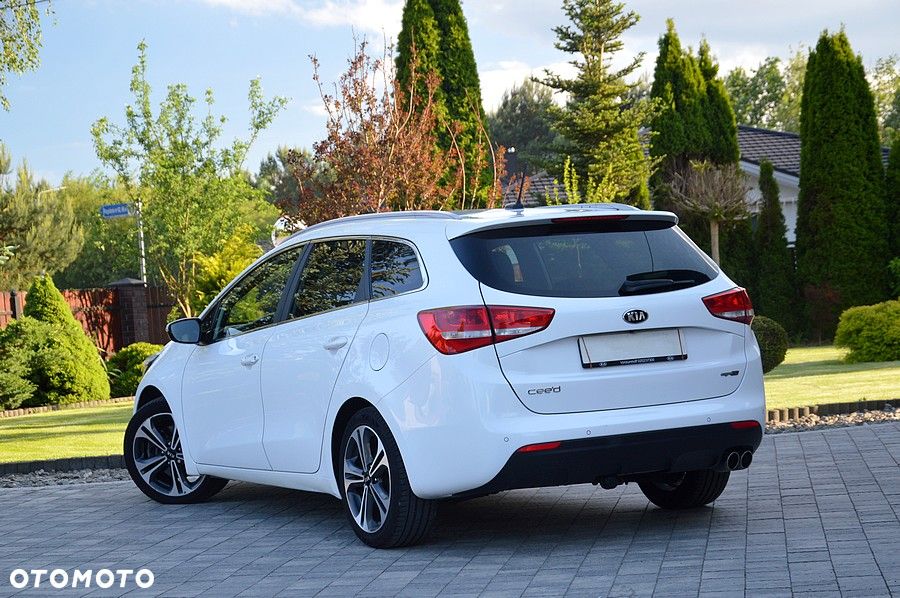 Kia Ceed 1.6 CRDi GT Line DCT - 9