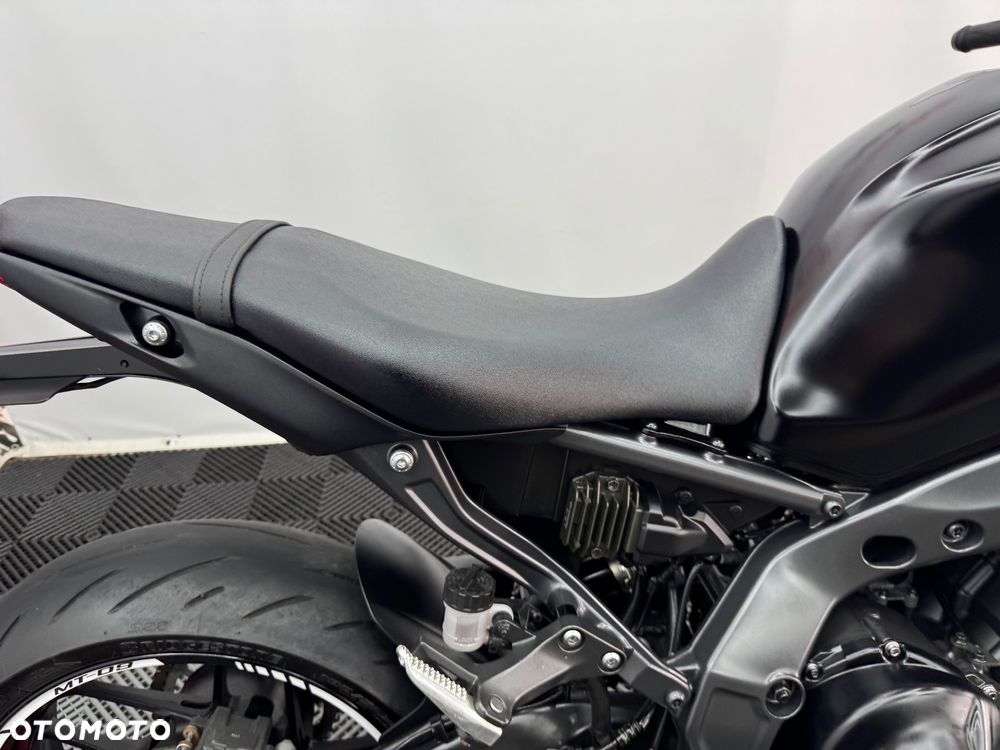Yamaha MT - 33