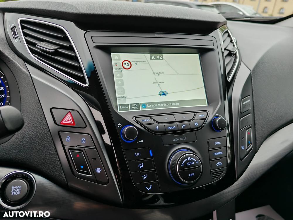 Hyundai i40 Kombi 1.7 CRDi DCT Style - 23