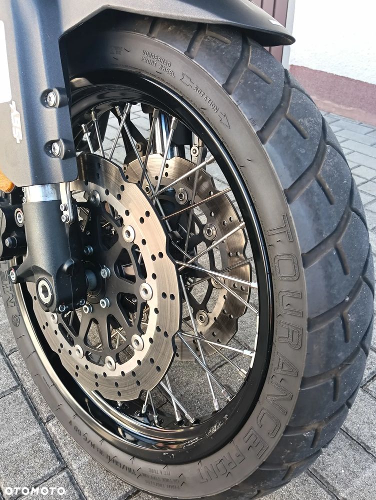 Benelli TRK 502X - 17