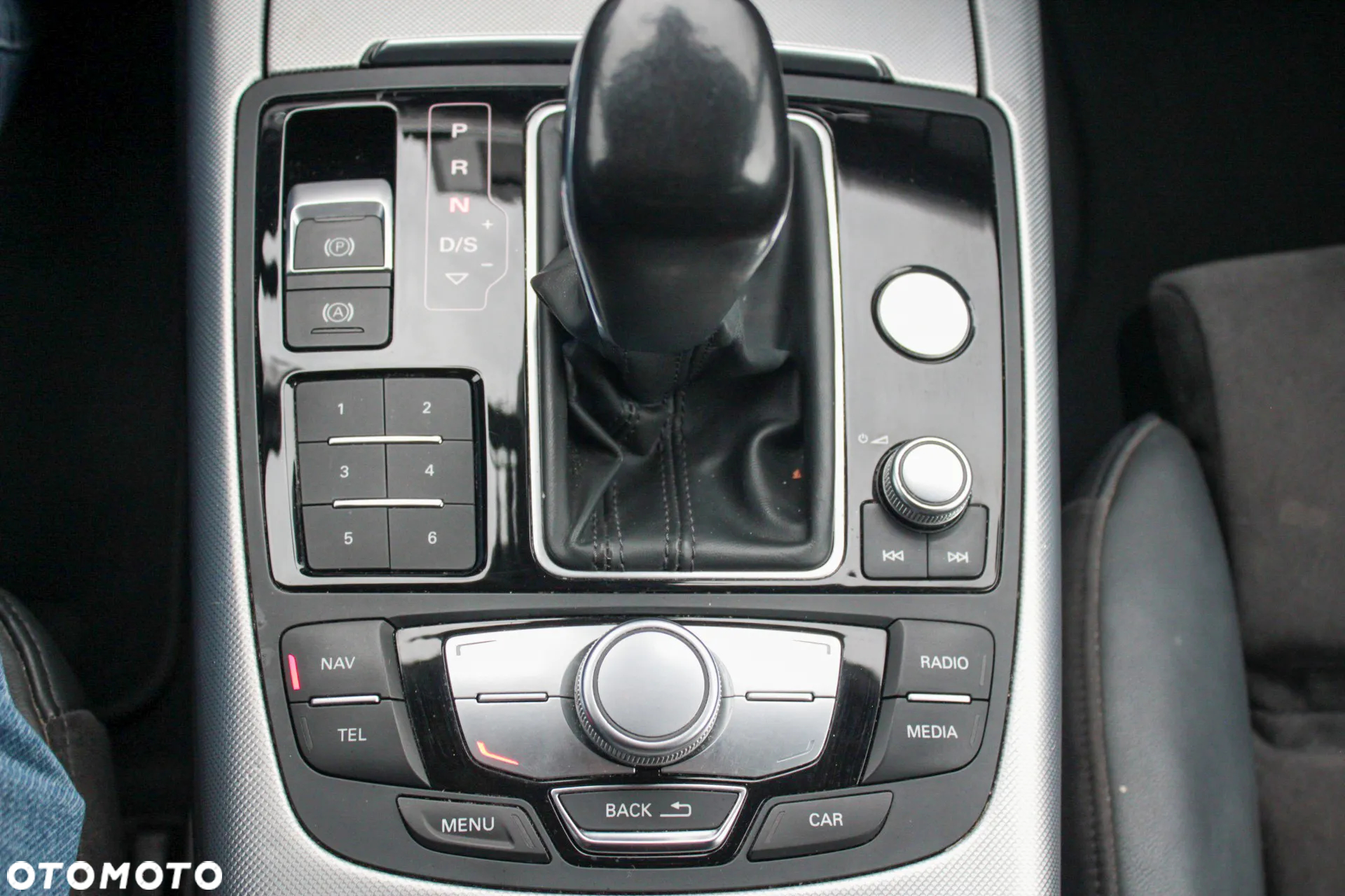 Audi A6 Avant 2.0 TDI Ultra DPF S tronic - 17