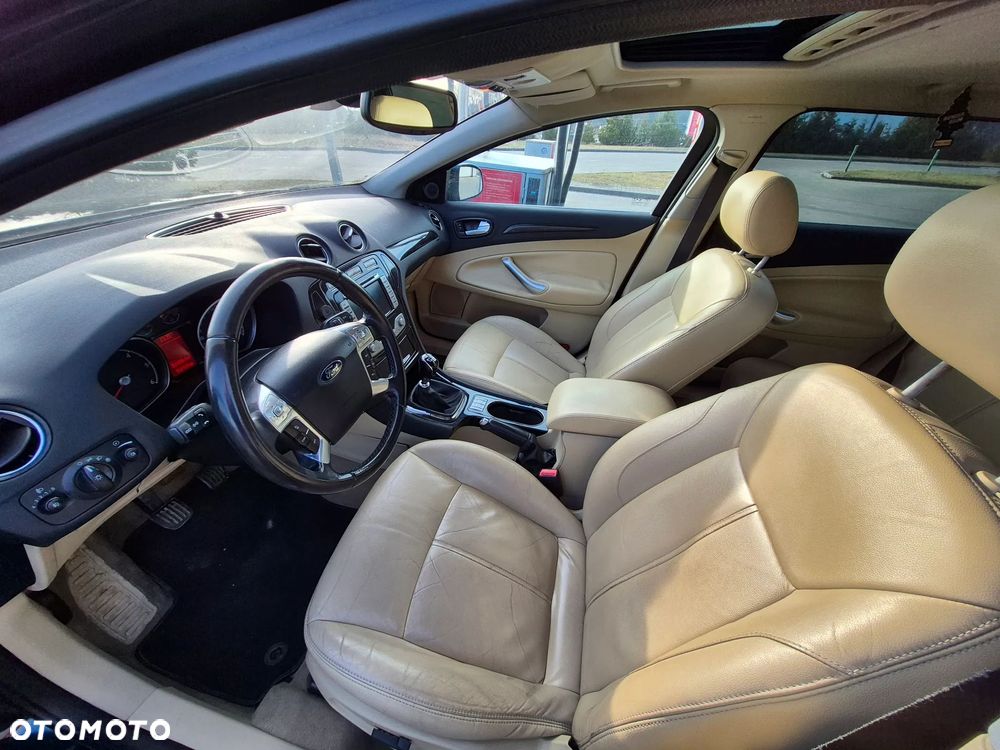 Ford Mondeo 2.0 TDCi Ghia - 8