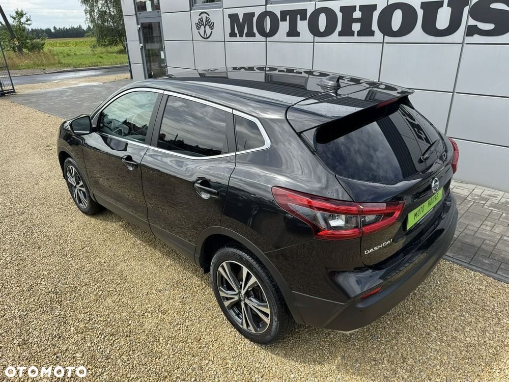 Nissan Qashqai - 11