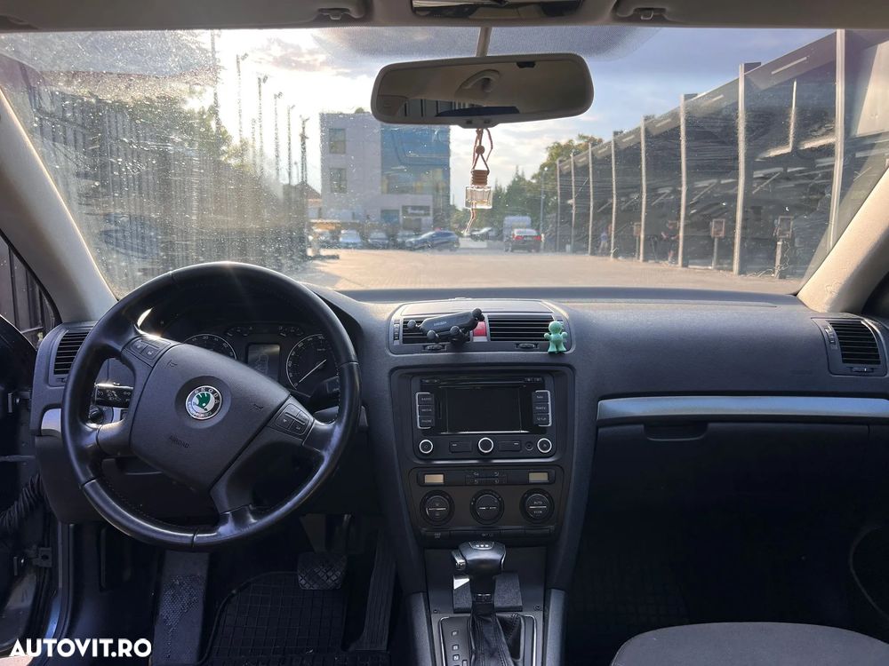 Skoda Octavia 1.9TDI Ambiente Aut - 7