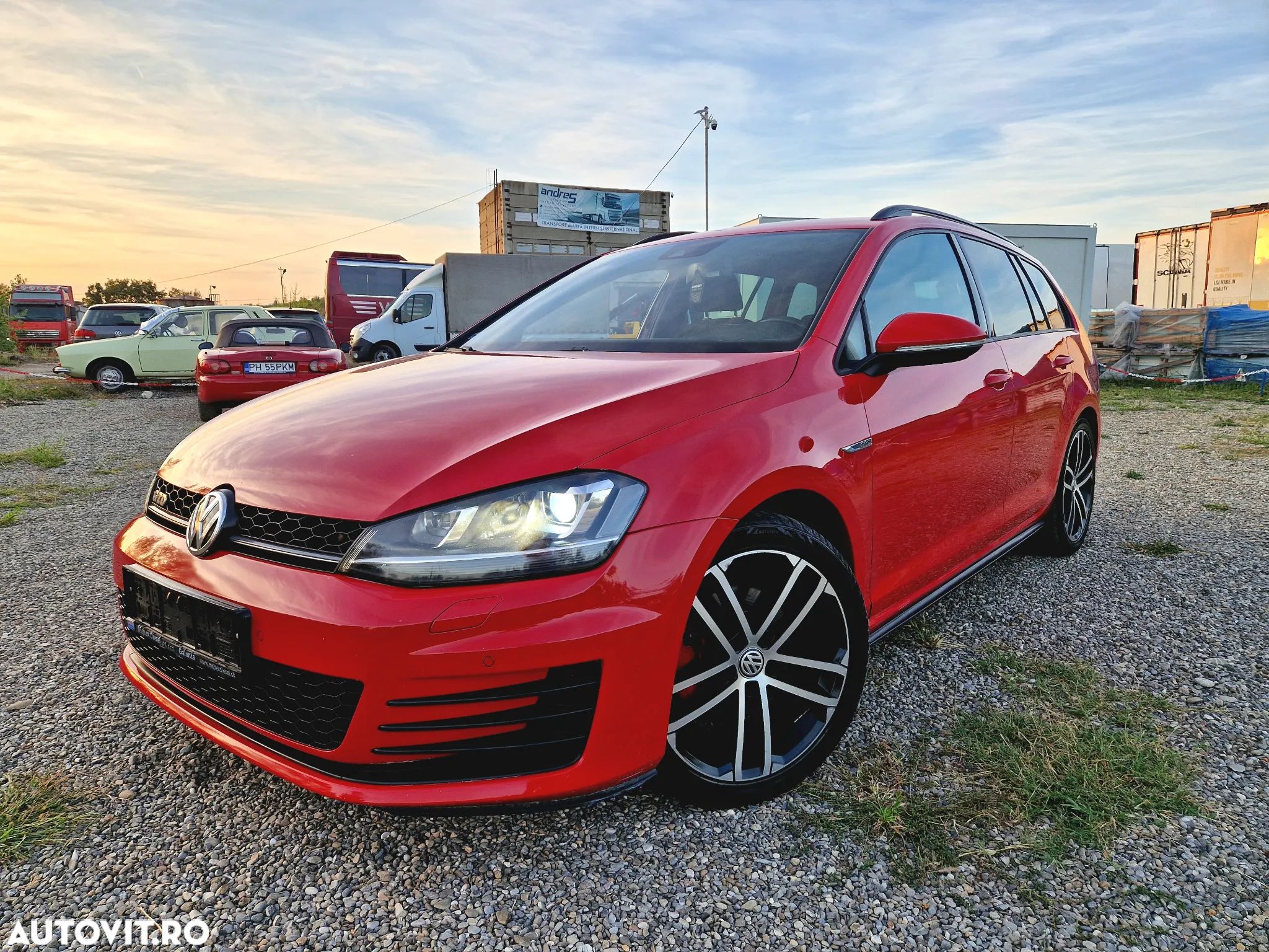 Volkswagen Golf 2.0 TDI DSG GTD - 1
