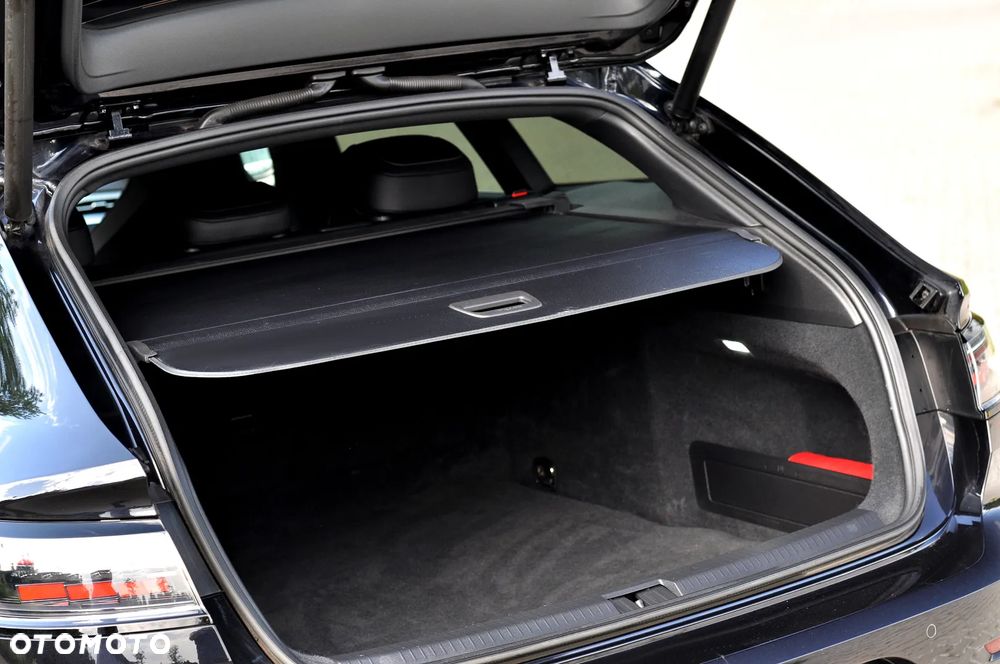 Volkswagen Arteon 2.0 TDI SCR 4Motion DSG R-Line - 16