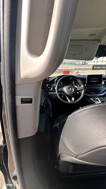 Mercedes-Benz V 220 d Extralang 9G-TRONIC Avantgarde Edition Edition 19 - 8