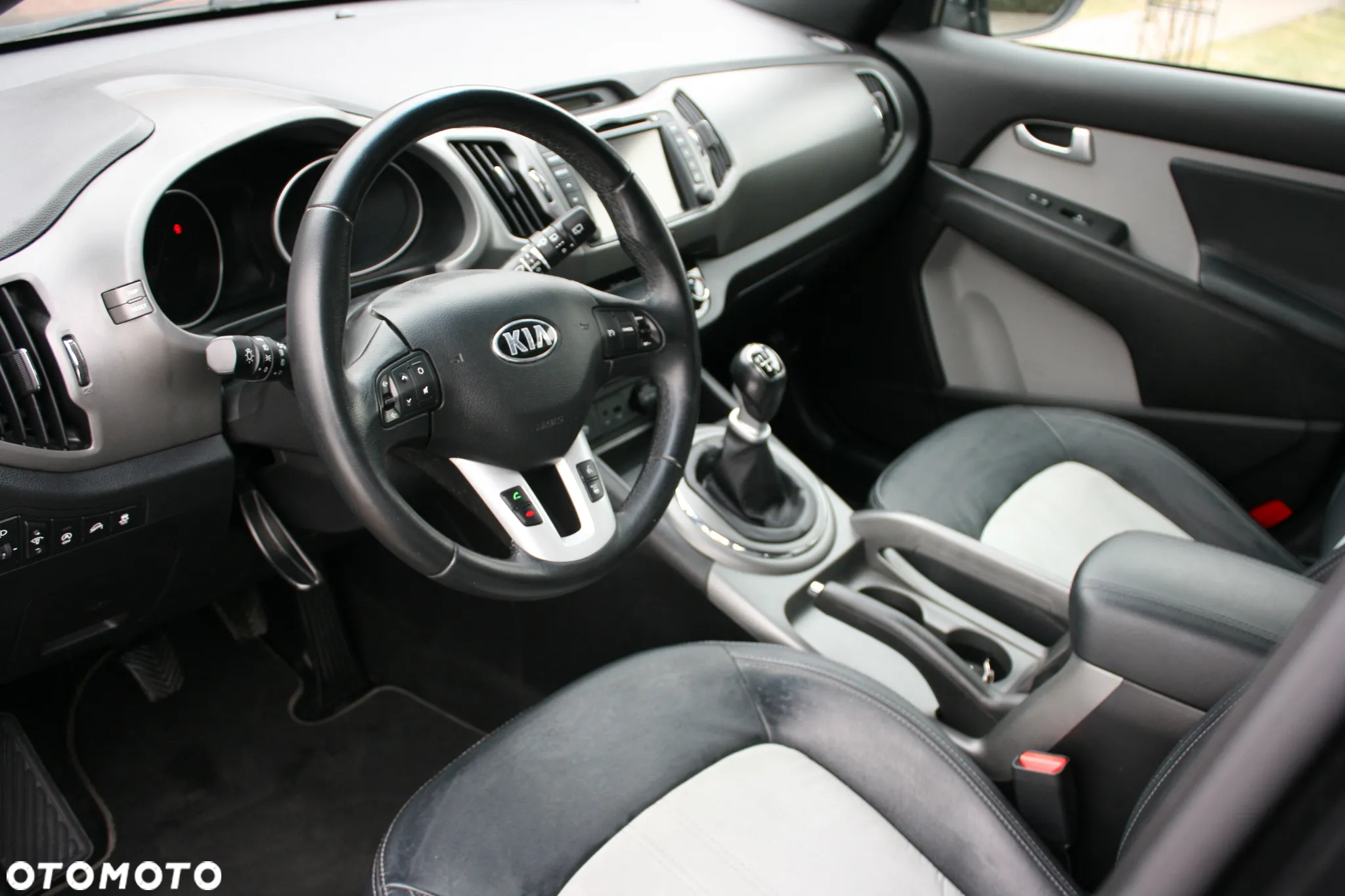 Kia Sportage 1.6 GDI 2WD Dream-Team Edition - 2