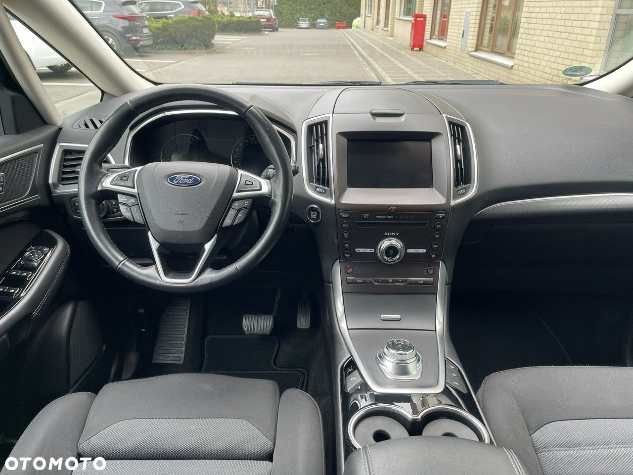 Ford S-Max - 27