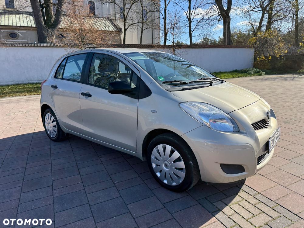 Toyota Yaris 1.33 Luna - 18