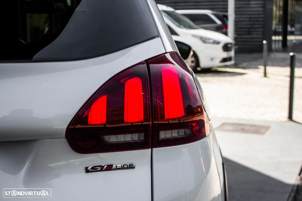 Peugeot 2008 1.2 PureTech GT Line - 11