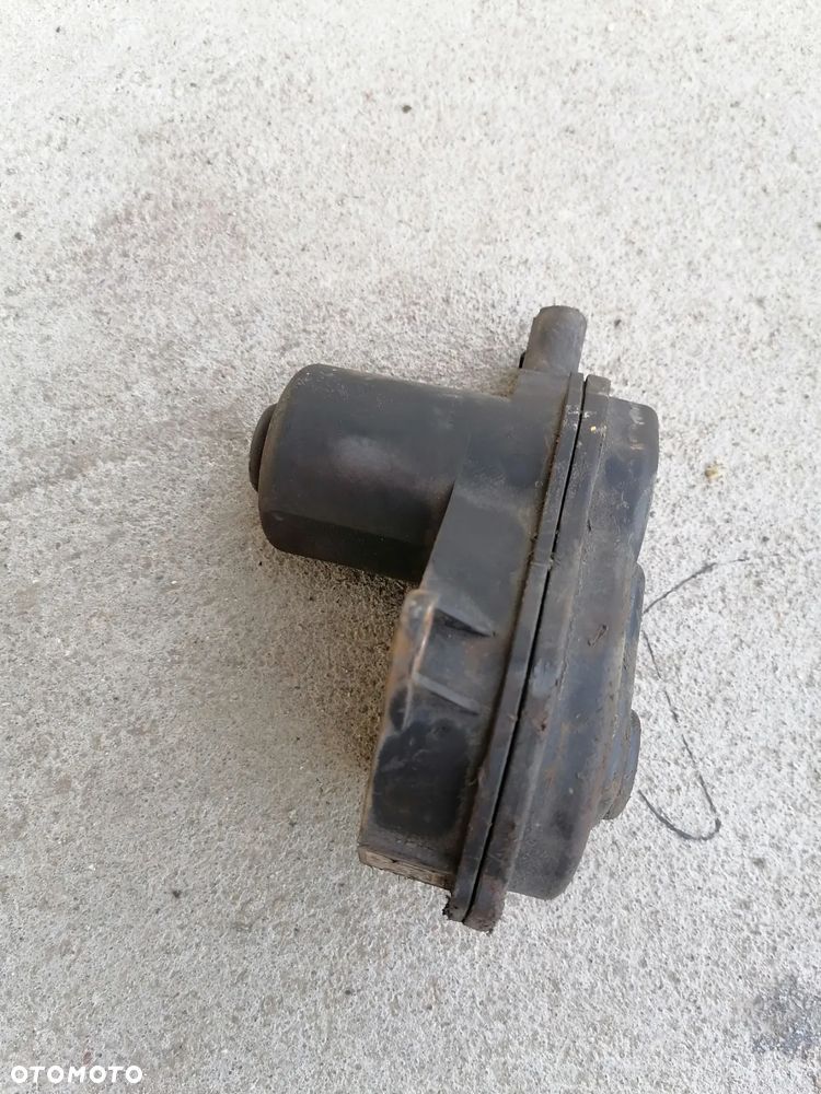 Silniczek Hamulca Zacisku Hamulcowego Tył Tylni Audi A4 B8 32335478 - 3