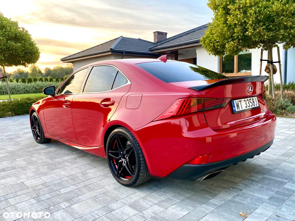 Lexus IS - 23