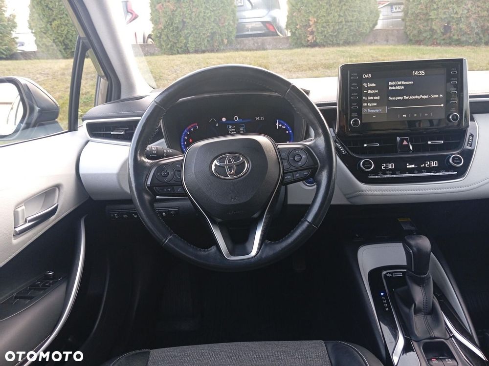 Toyota Corolla 1.8 Hybrid GPF Executive - 17