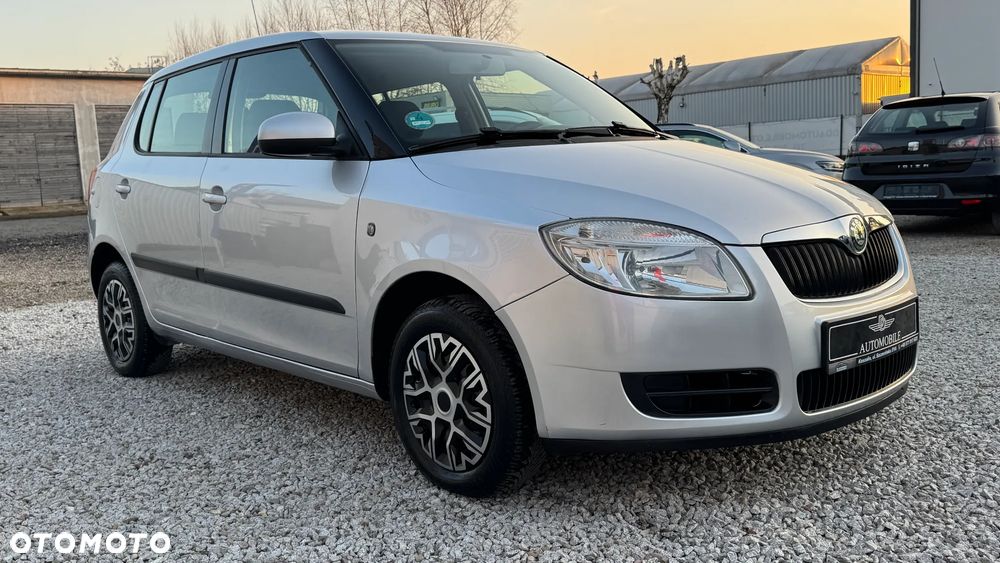 Skoda Fabia 1.2 HTP STYLE EDITION - 25