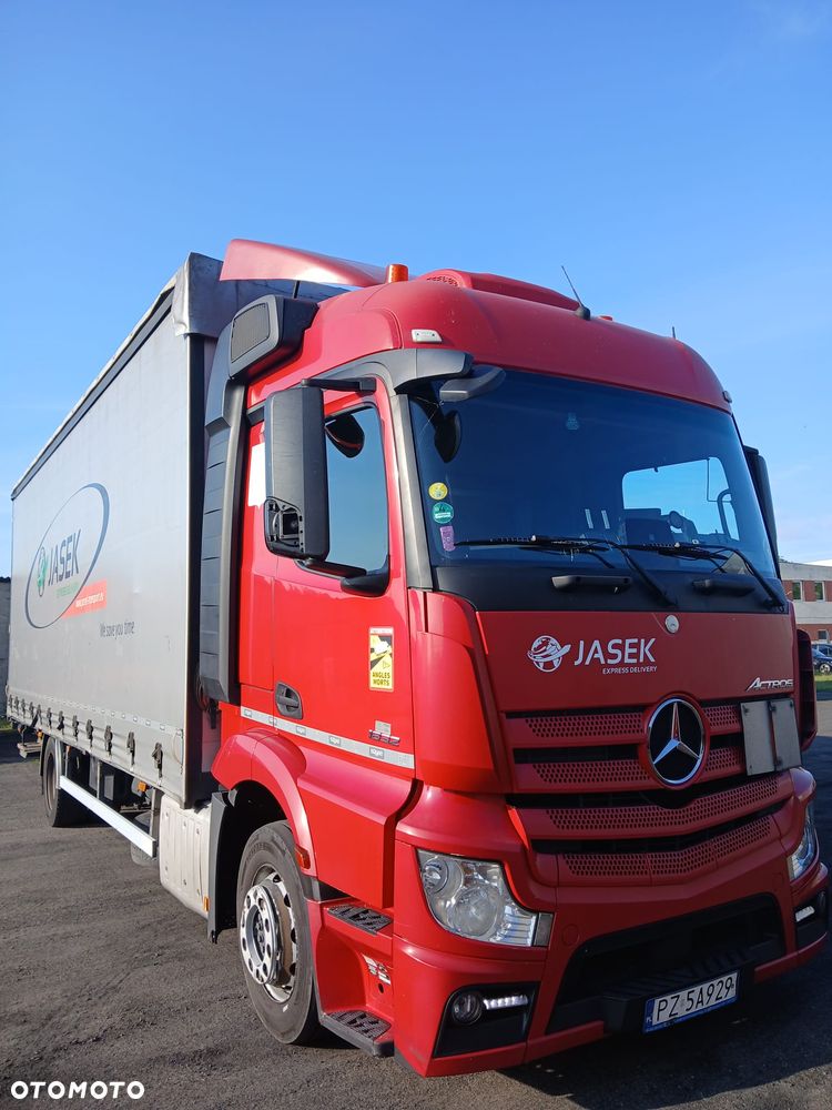 Mercedes-Benz Actros - 5