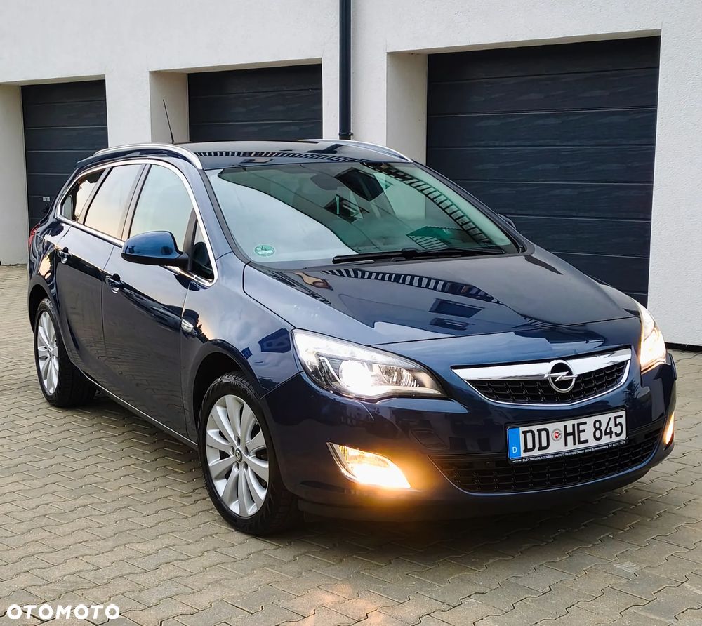 Opel Astra 1.4 Turbo Sport - 1