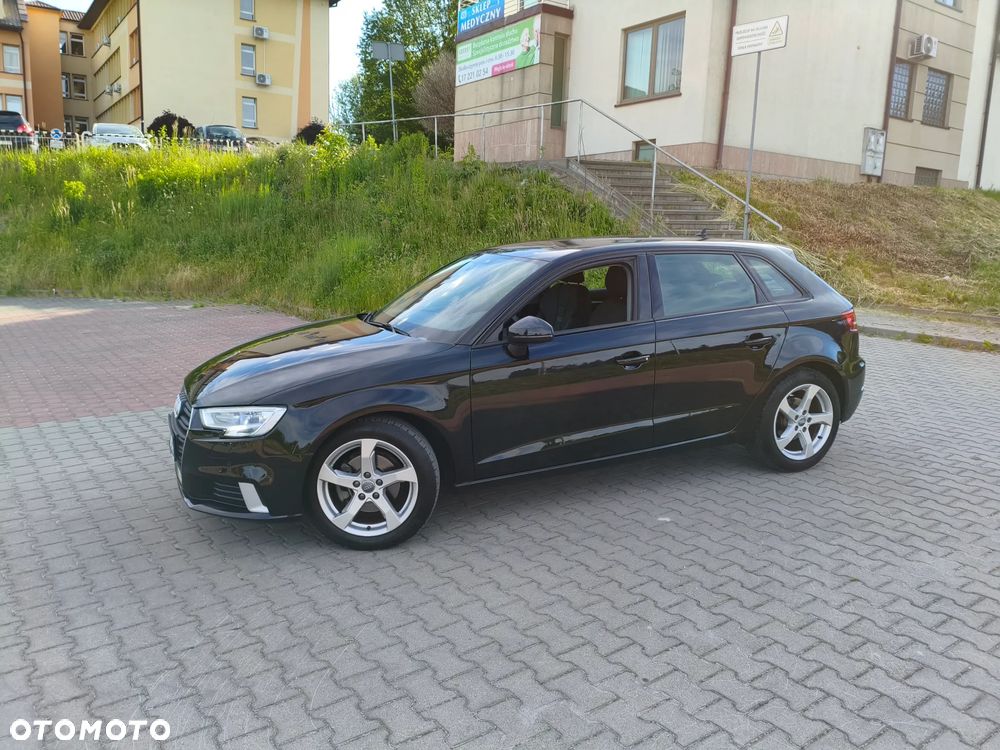 Audi A3 Sportback 1.6 TDI S tronic Attraction - 13