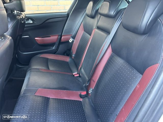 Citroën DS4 2.0 HDi Sport Chic 130g - 16