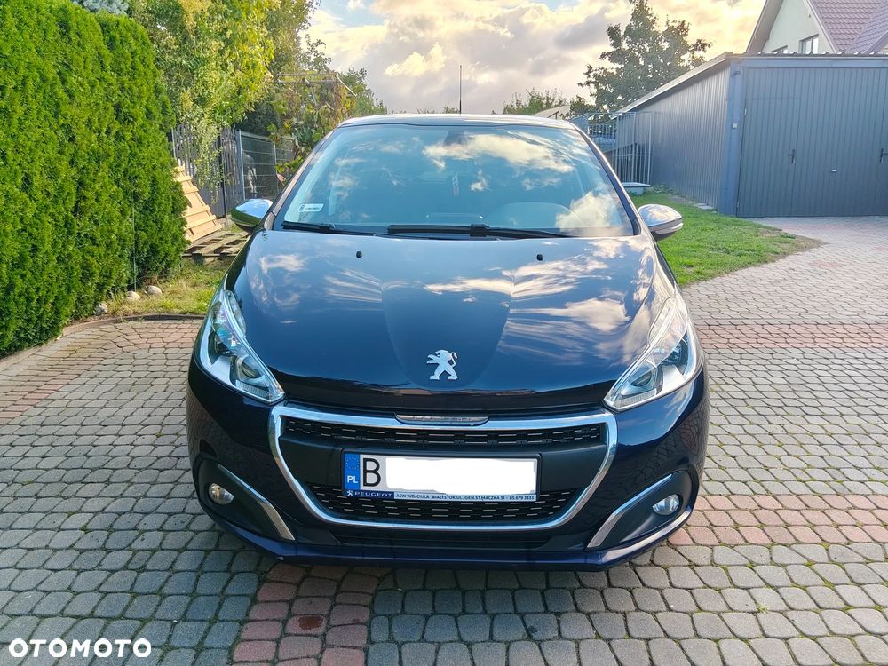 Peugeot 208 1.2 PureTech Allure - 8