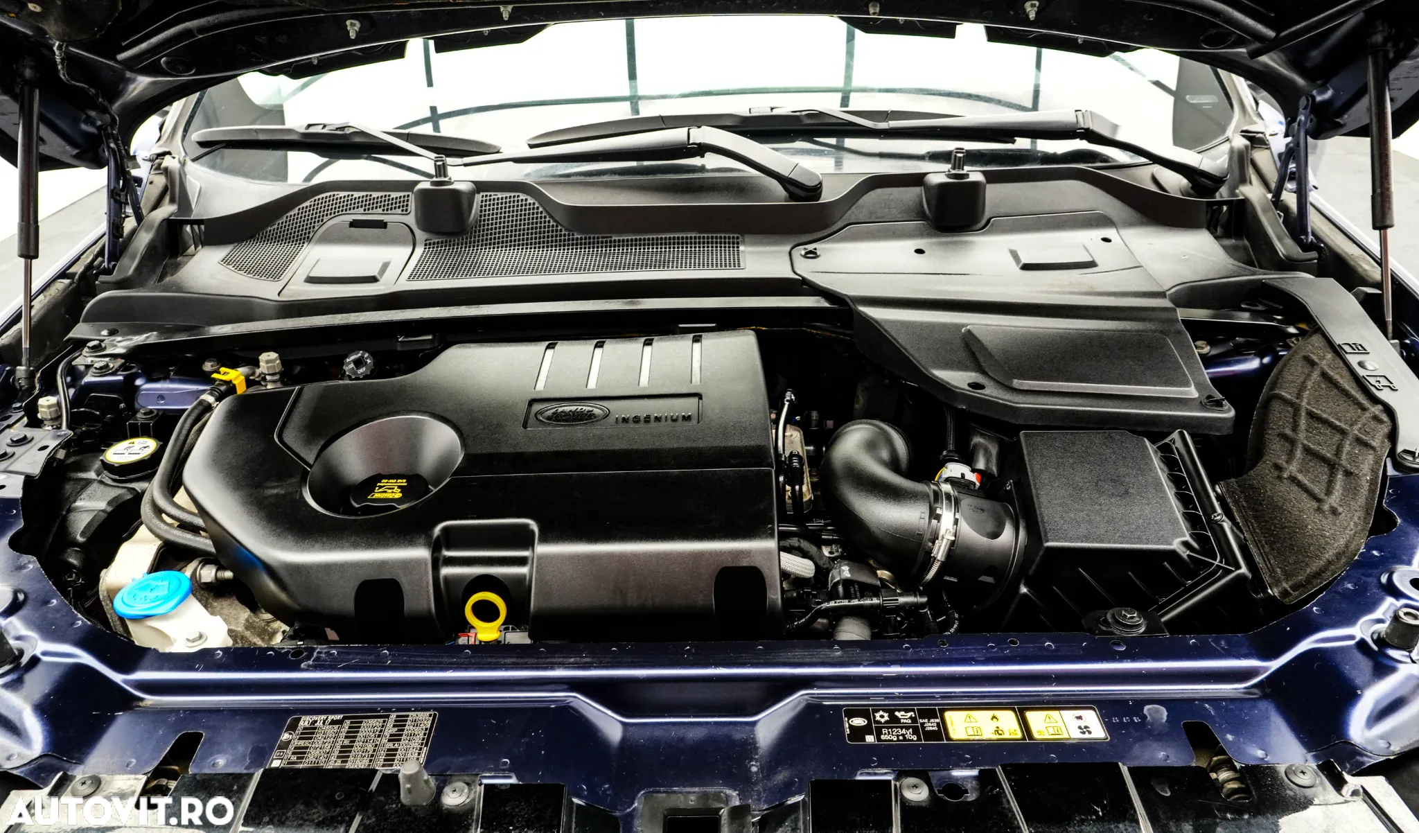 Land Rover Discovery Sport 2.0 l TD4 HSE Aut. - 29
