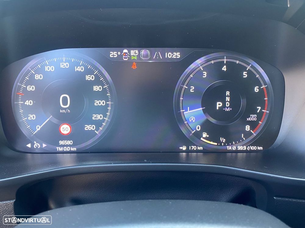 Volvo XC 40 1.5 T2 Core Auto - 35
