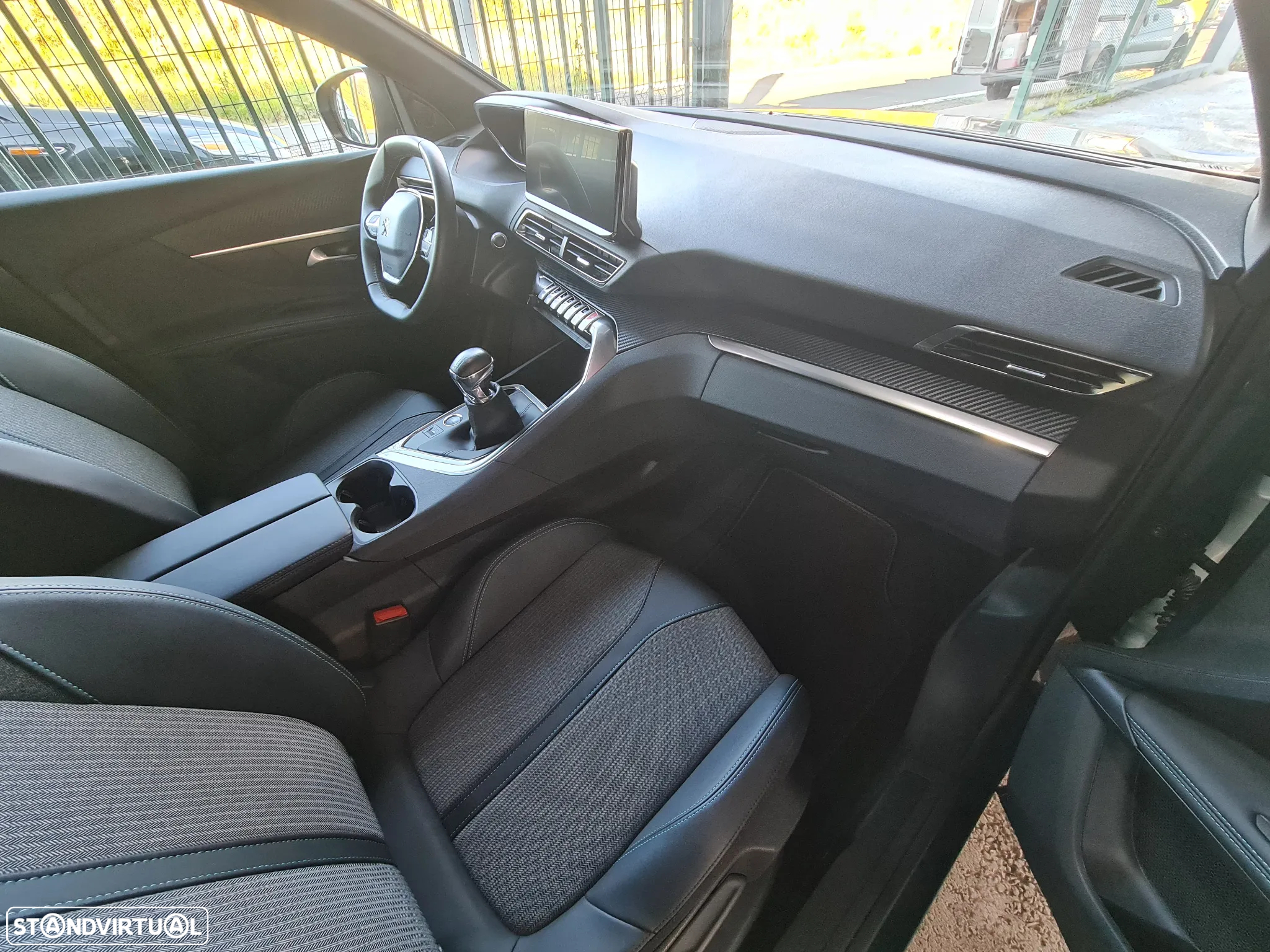 Peugeot 3008 PureTech 130 Stop & Start Allure - 31