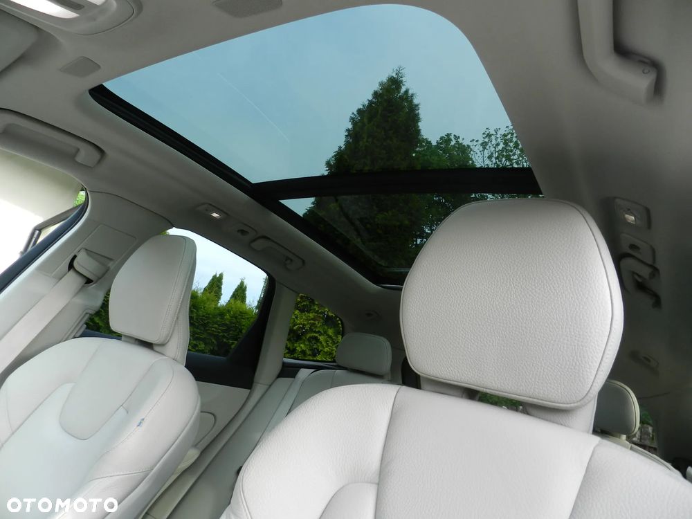 Volvo XC 60 B4 D AWD Geartronic Inscription - 17