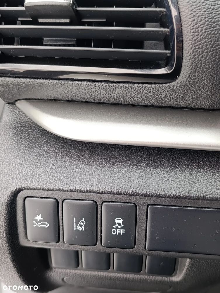 Mitsubishi Eclipse Cross - 14