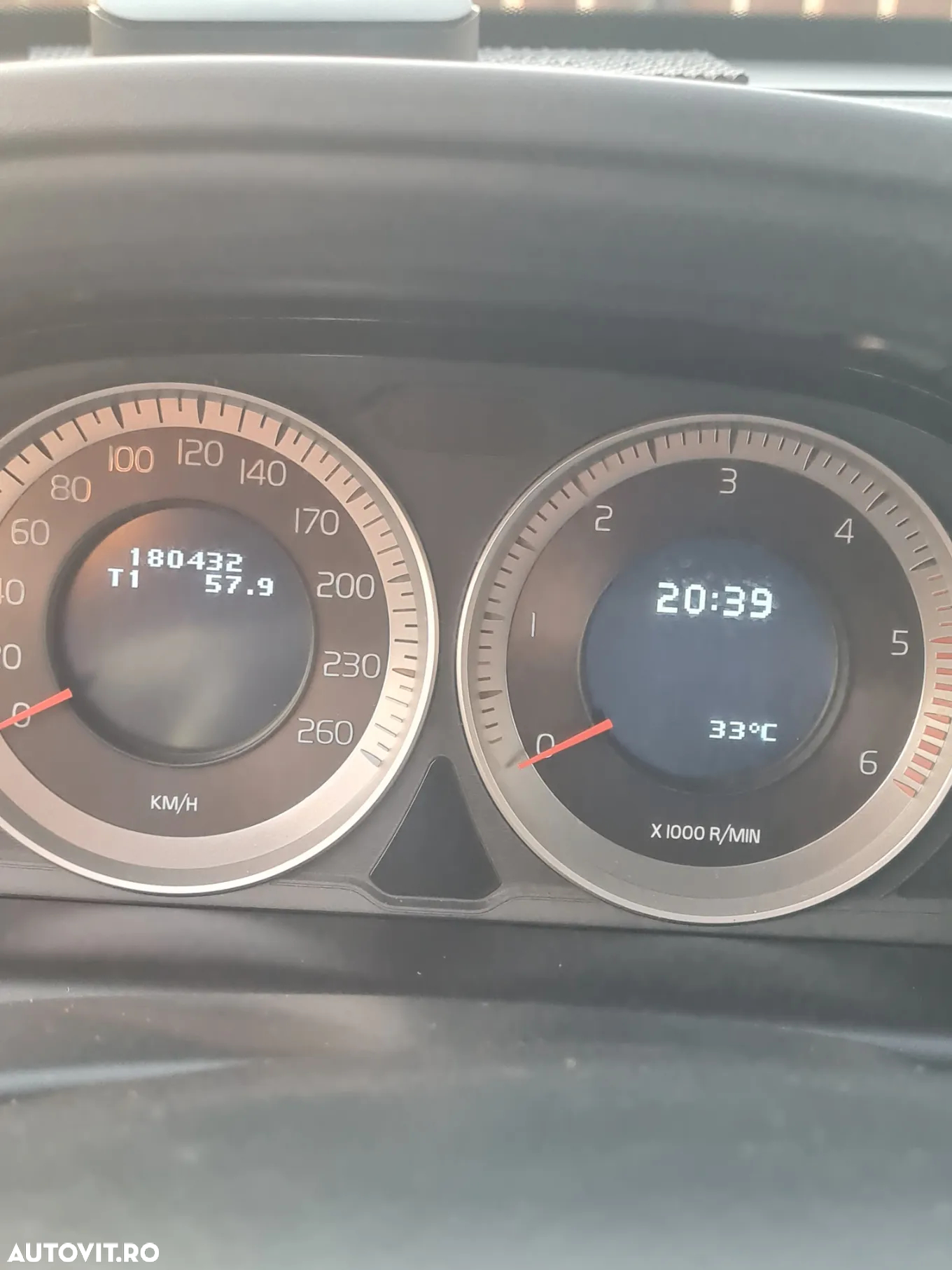 Volvo XC 60 - 11