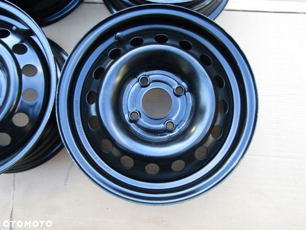 4x Felgi 15 Nissan NV200 / NV 200 / Evalia Almera 6j 4x114,3 ET45 - 11
