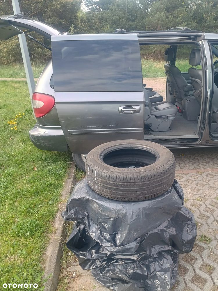 Chrysler Voyager 2.8 Executive SE CRD - 10