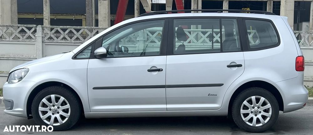 Volkswagen Touran 1.6 TDI DPF Comfortline - 6