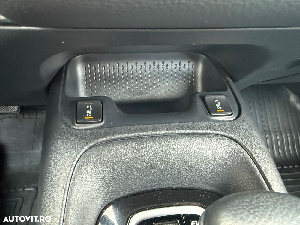 Toyota Corolla 1.8 Business Edition - 31