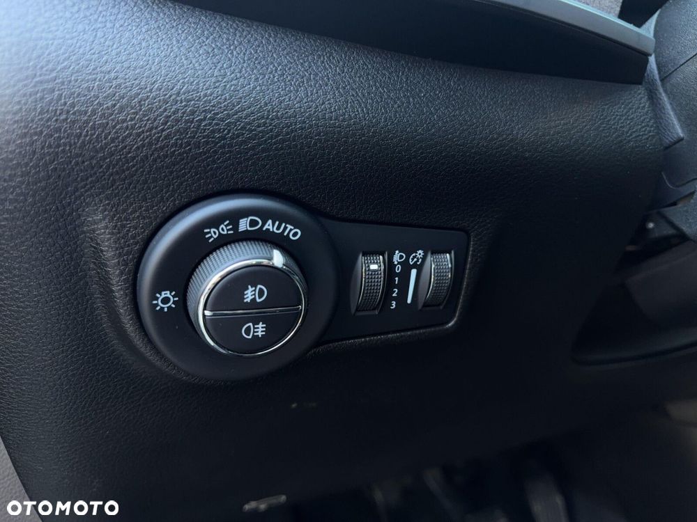 Jeep Compass 1.3 TMair Longitude FWD S&S - 22