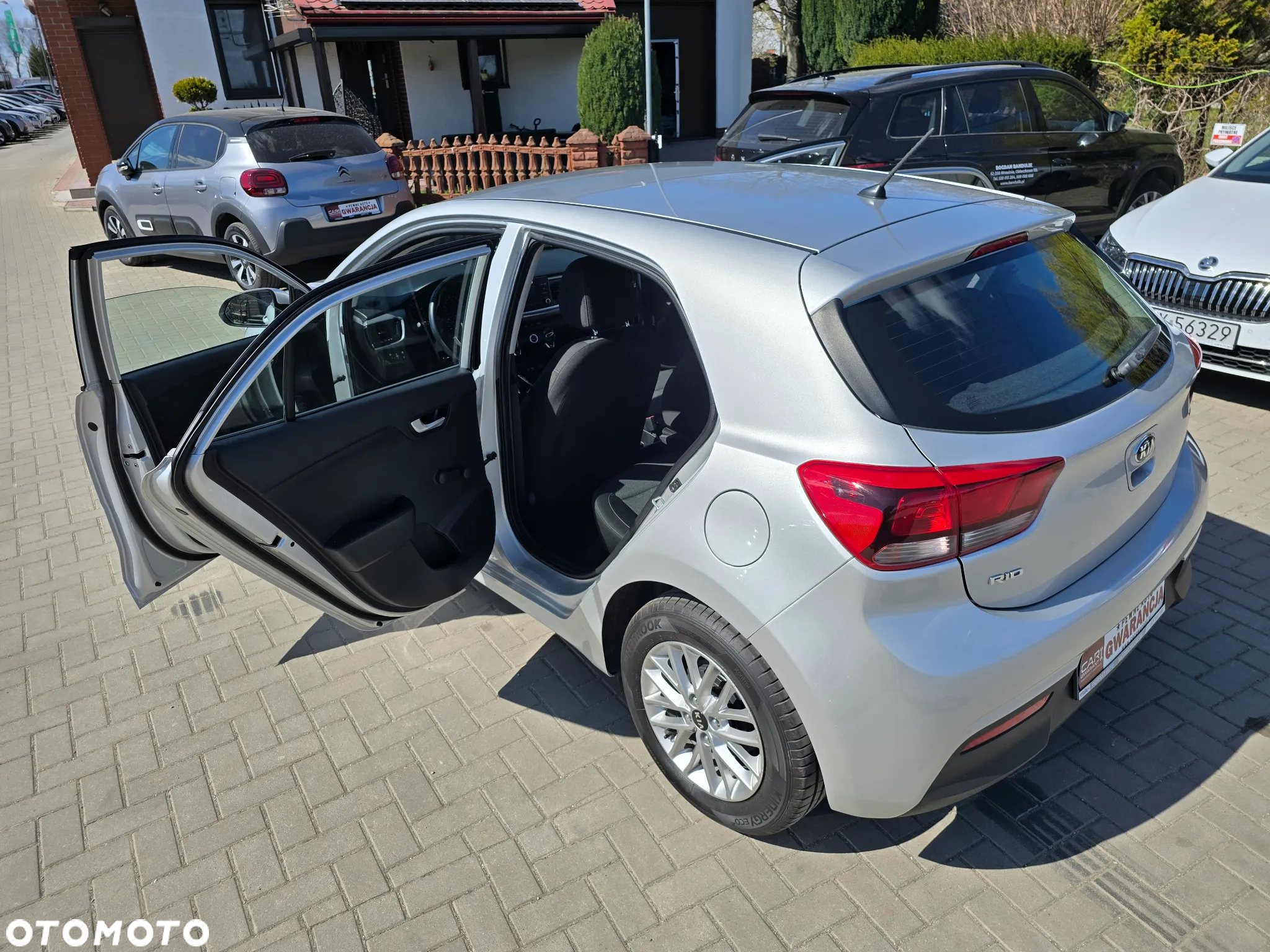 Kia Rio - 34