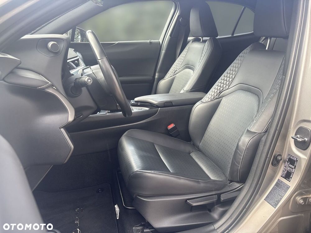 Lexus UX 200 GPF F Impression 2WD - 7