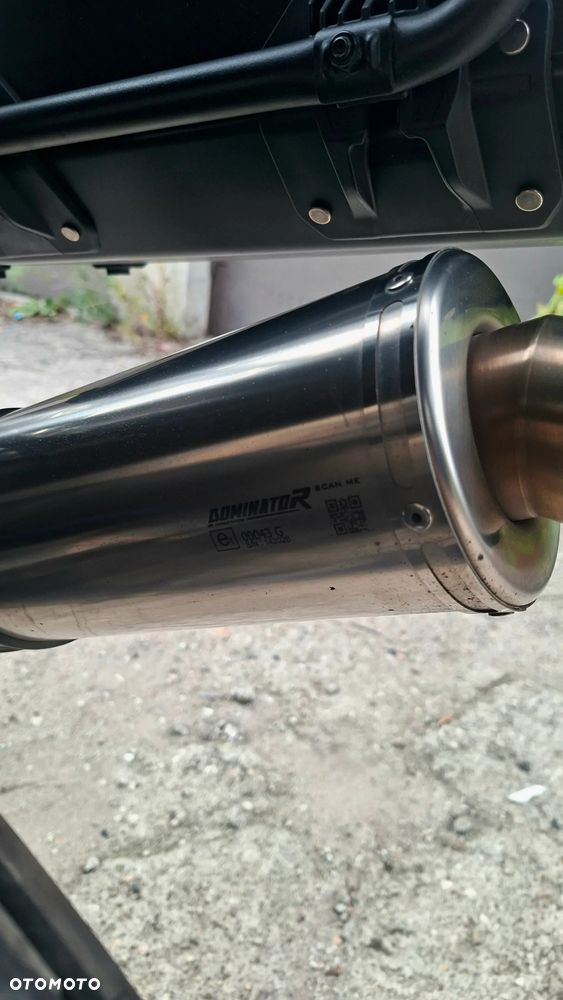 Suzuki V-STROM - 24