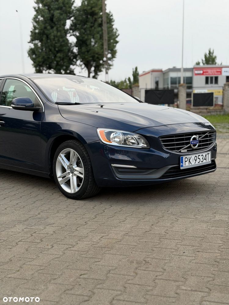 Volvo S60 T5 Geartronic Momentum - 4