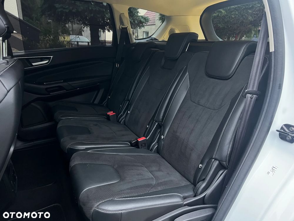 Ford S-Max ver-2-0-tdci-4wd-titanium-powershift - 13