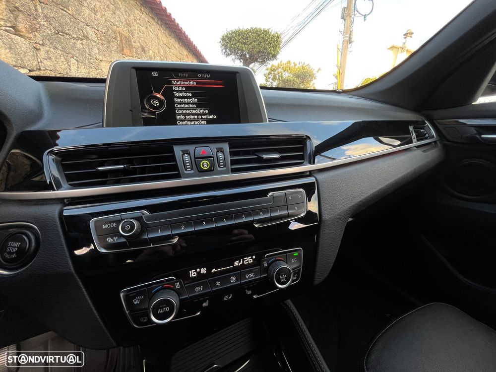 BMW X1 18 d sDrive xLine - 6
