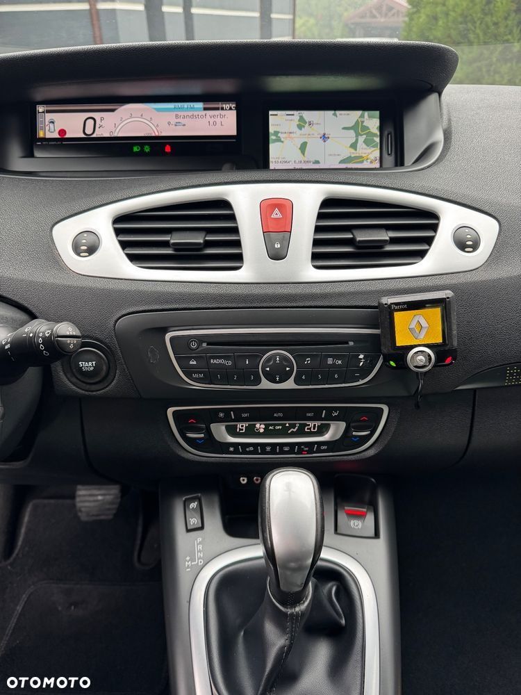 Renault Scenic - 13