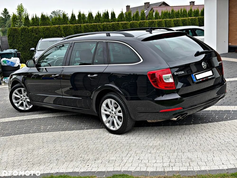 Skoda Superb 2.0 TDI Ambition DSG - 13