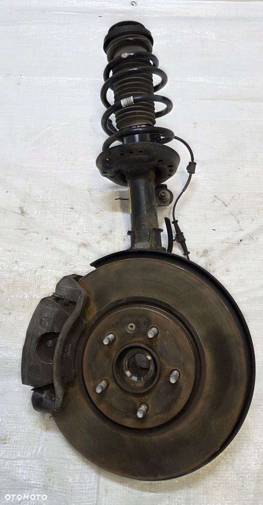 MCPHERSON AMORTYZATOR ZWROTNICA LEWA PRZÓD OPEL ZAFIRA C 1,6 T 13338917 - 1
