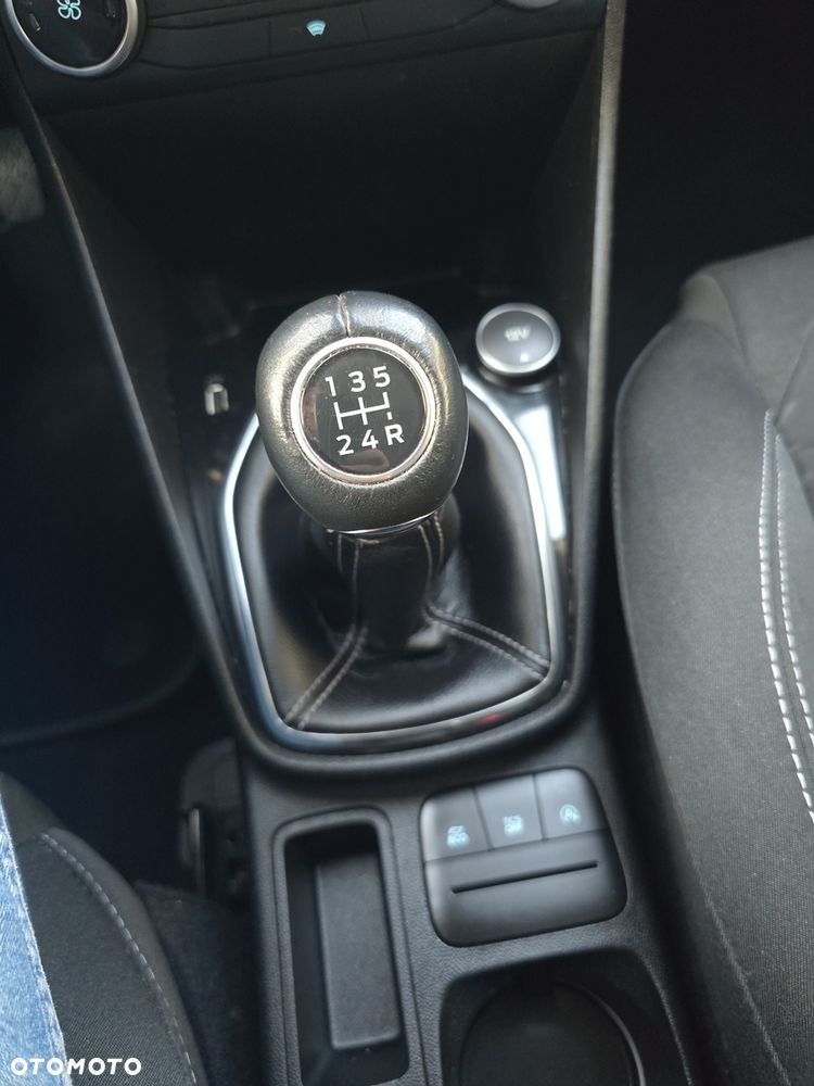 Ford Fiesta 1.1 Titanium - 11