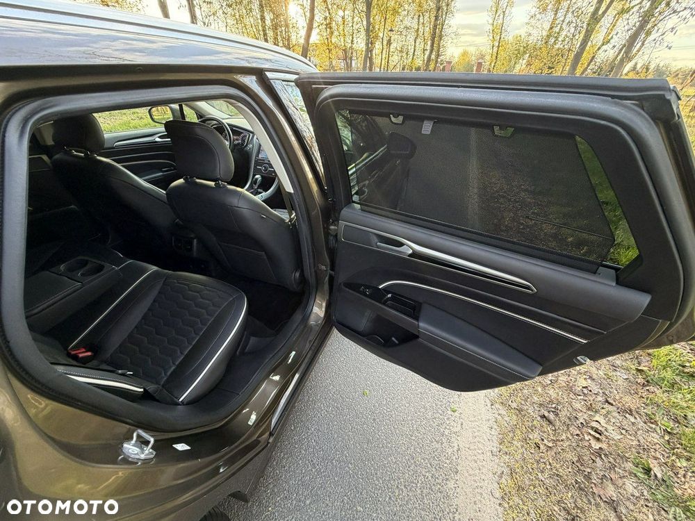 Ford Mondeo - 28